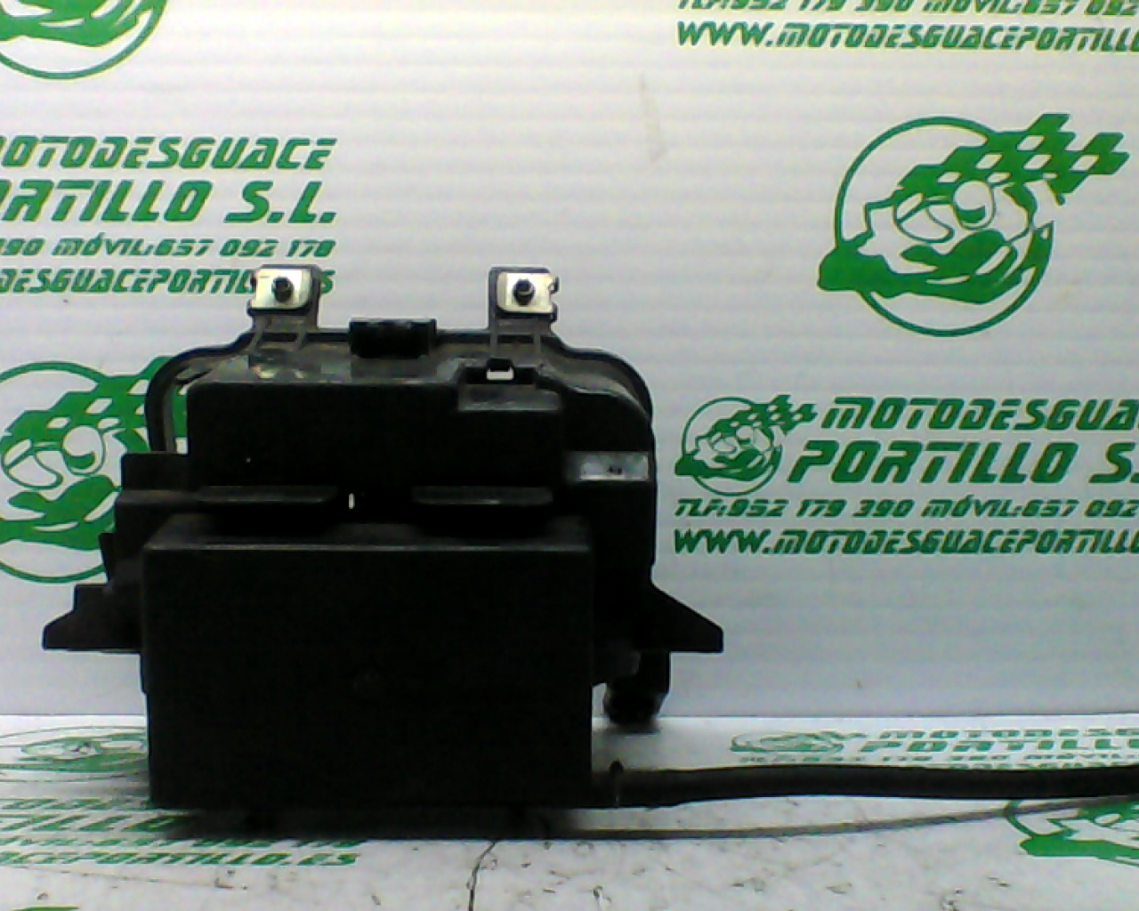 Caja batería Honda Pcx 125 (2010-2012)