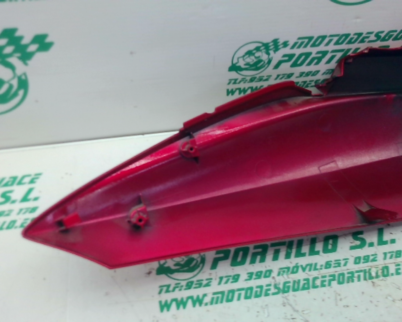 Carcasa lateral trasera izquierda Honda Pcx 125 (2010-2012)