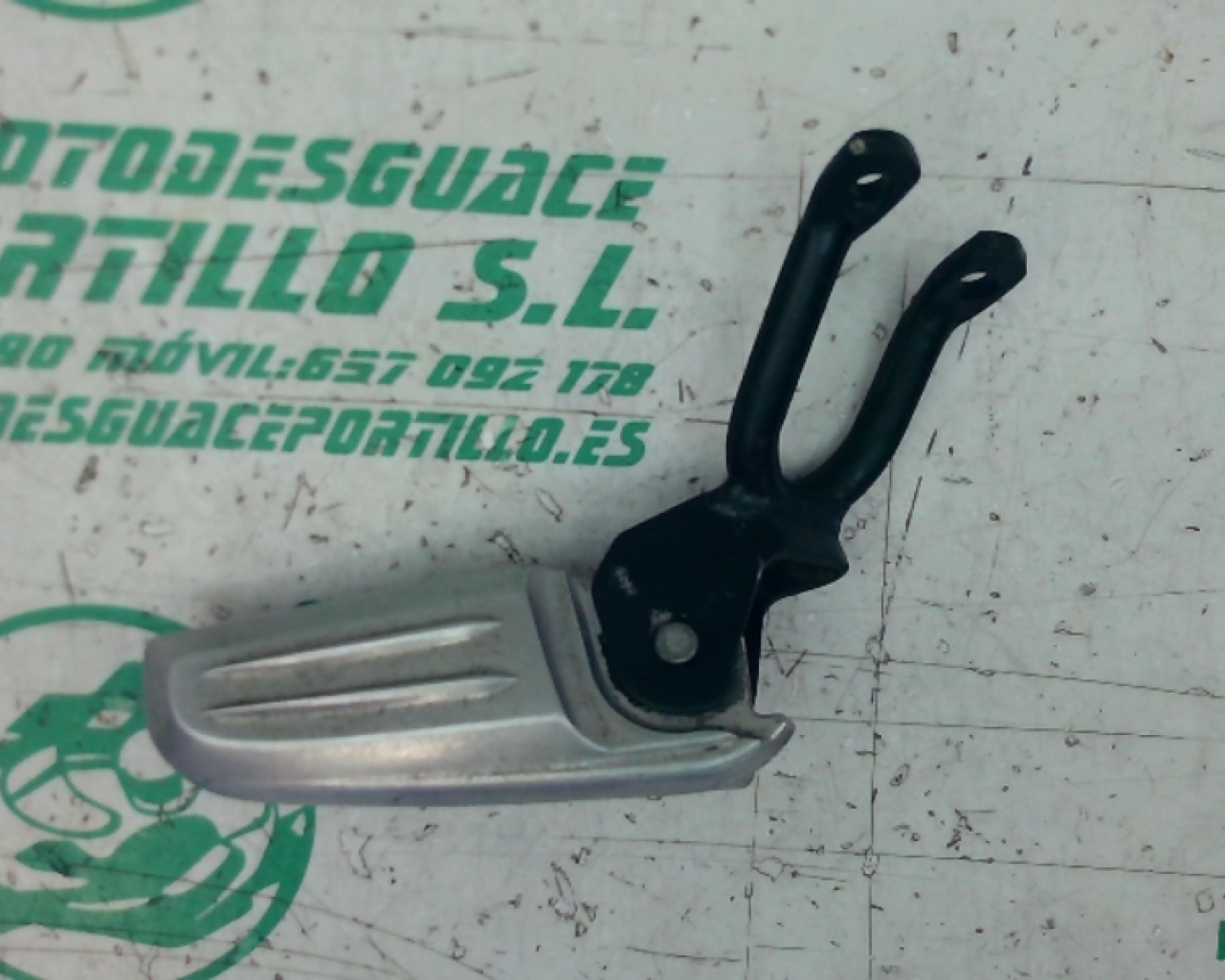 Estribera trasera derecha con reposapies Honda Pcx 125 (2010-2012)