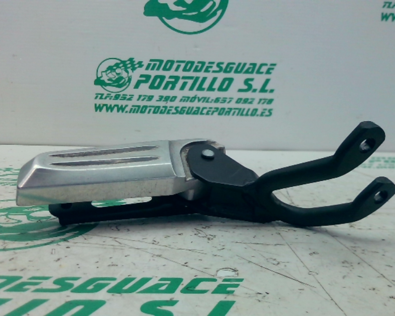 Estribera trasera izquierda con reposapies  Honda Pcx 125 (2010-2012)