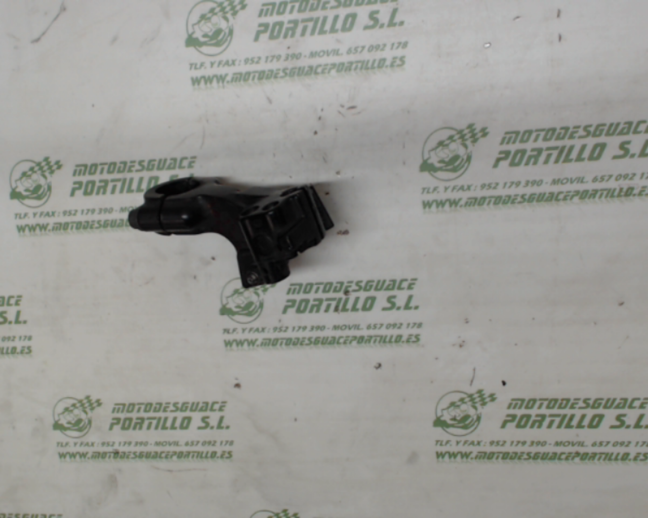 Soporte de maneta trasera Honda Pcx 125 (2010-2012)