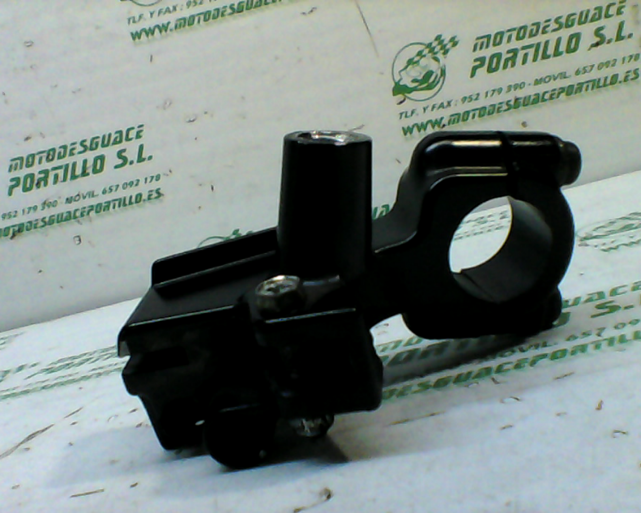 Soporte de maneta trasera Honda Pcx 125 (2010-2012)