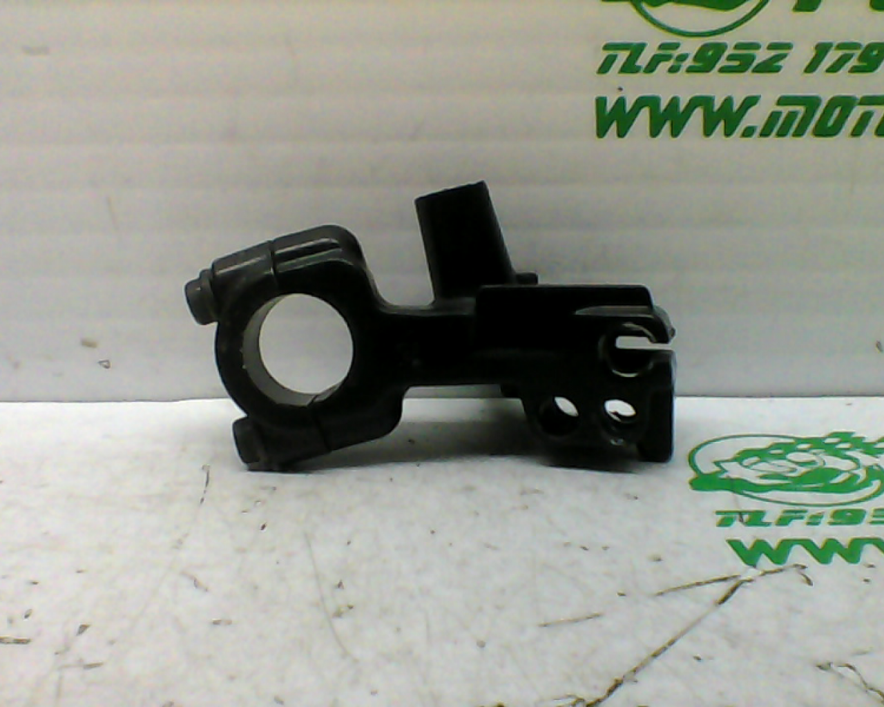 Soporte de maneta trasera Honda Pcx 125 (2010-2012)