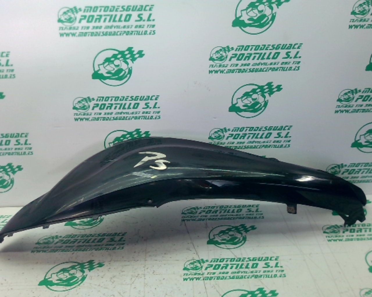 Carcasa lateral izquierda Honda PS 125 (2007-2008)