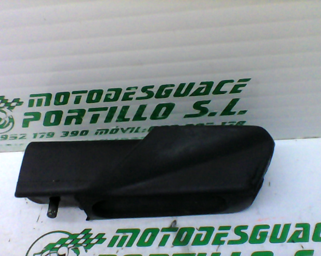 Reposapies trasero izquierdo Honda S-wing 125 (2008-2010)