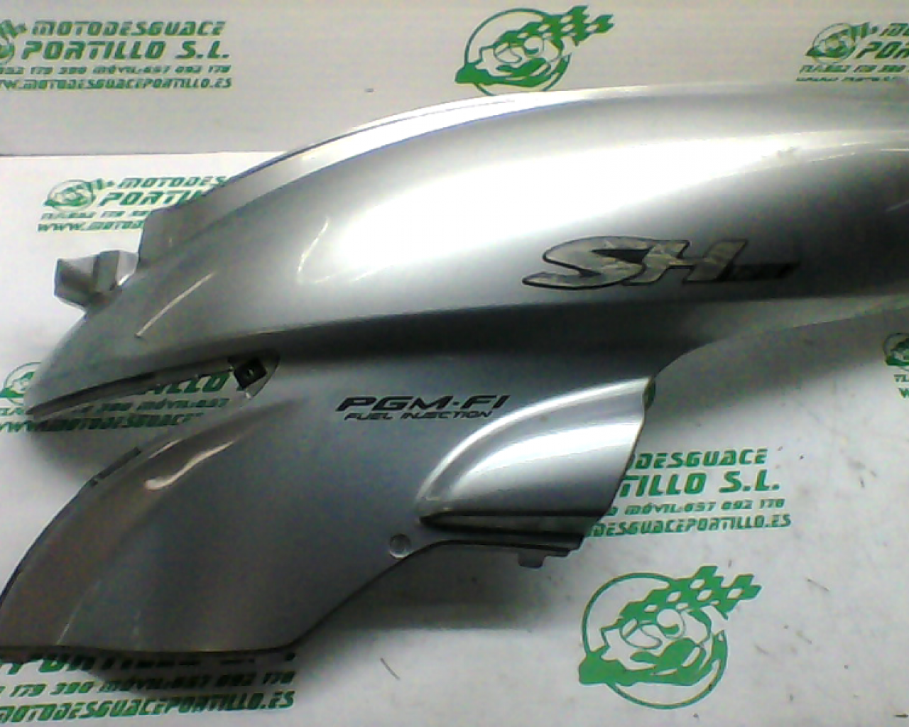 Carcasa lateral trasera izquierda Honda SH   125 (2004-2007)