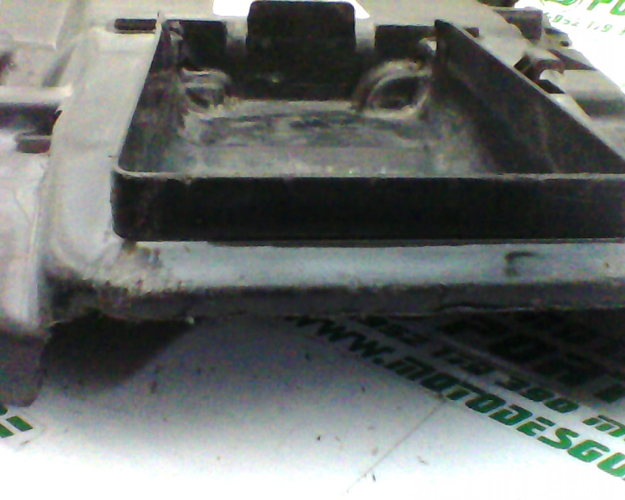 Carcasa bajo asiento Honda Silver wing 600 (2005-2006)