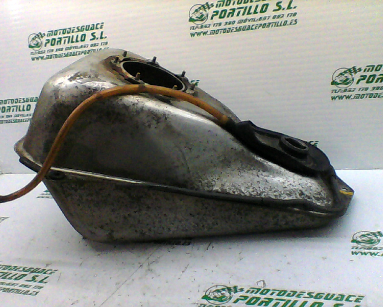 Deposito gasolina Honda Silver wing 600 (2005-2006)