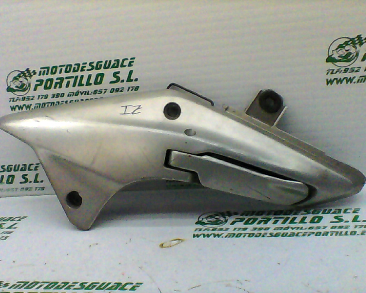 Reposapies trasero izquierdo Honda Silver wing 600 (2005-2006)