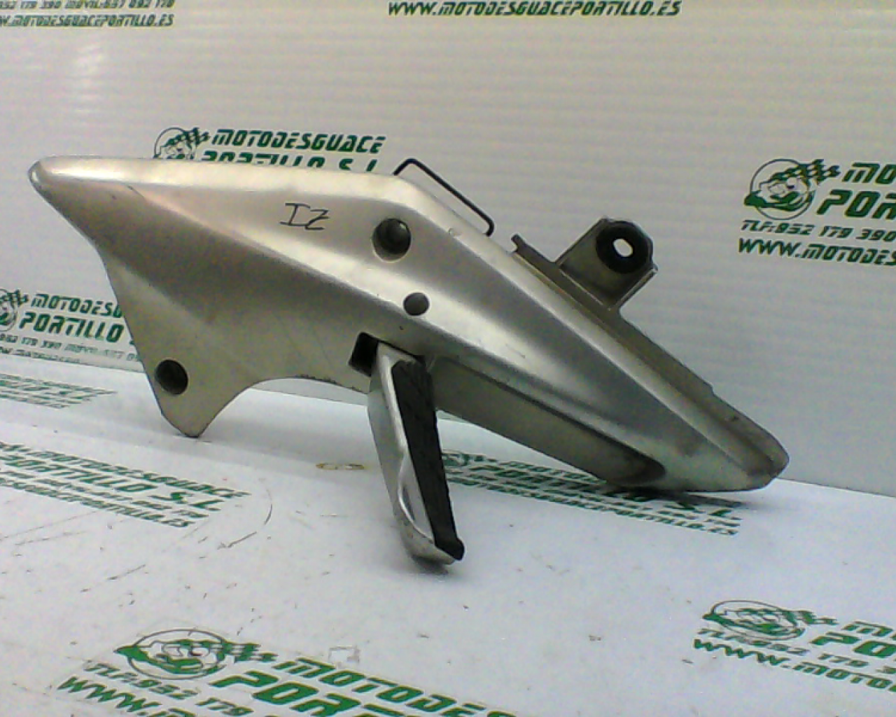 Reposapies trasero izquierdo Honda Silver wing 600 (2005-2006)