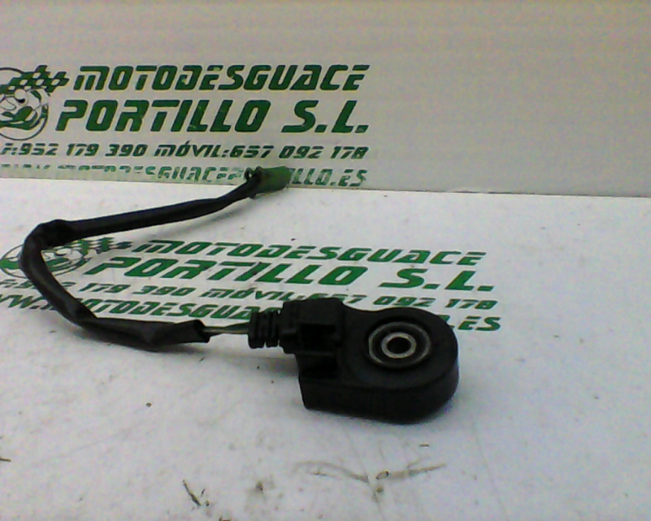 Sensor de patilla lateral Honda Silver wing 600 (2005-2006)