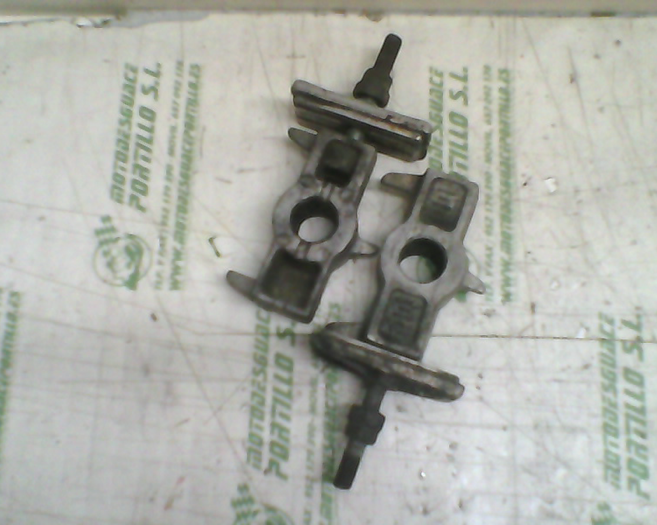 Tensores de rueda trasera Honda TRANSALP 600 (1989-1990)