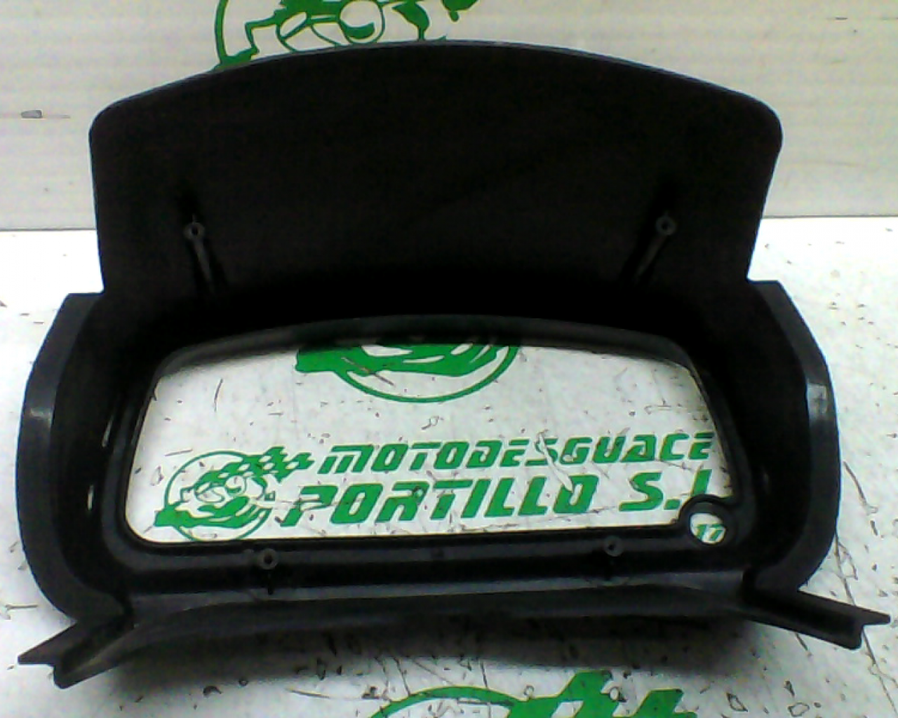 Embellecedor cuentakilómetros  Kawasaki Gpz 500 (1990-1994)