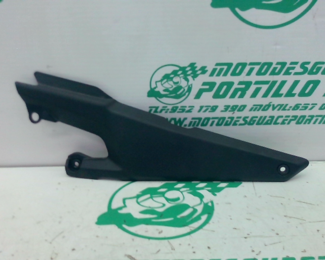 Carcasa bajo asiento izquierdo Kawasaki Z 900 (2020-2021)