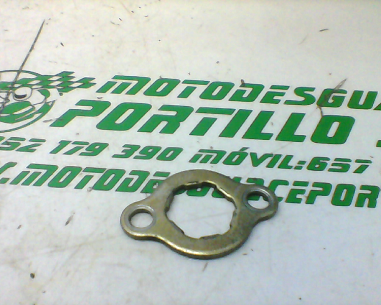 Clip piñón de salida Keeway Superlight 125 (2007-2008)