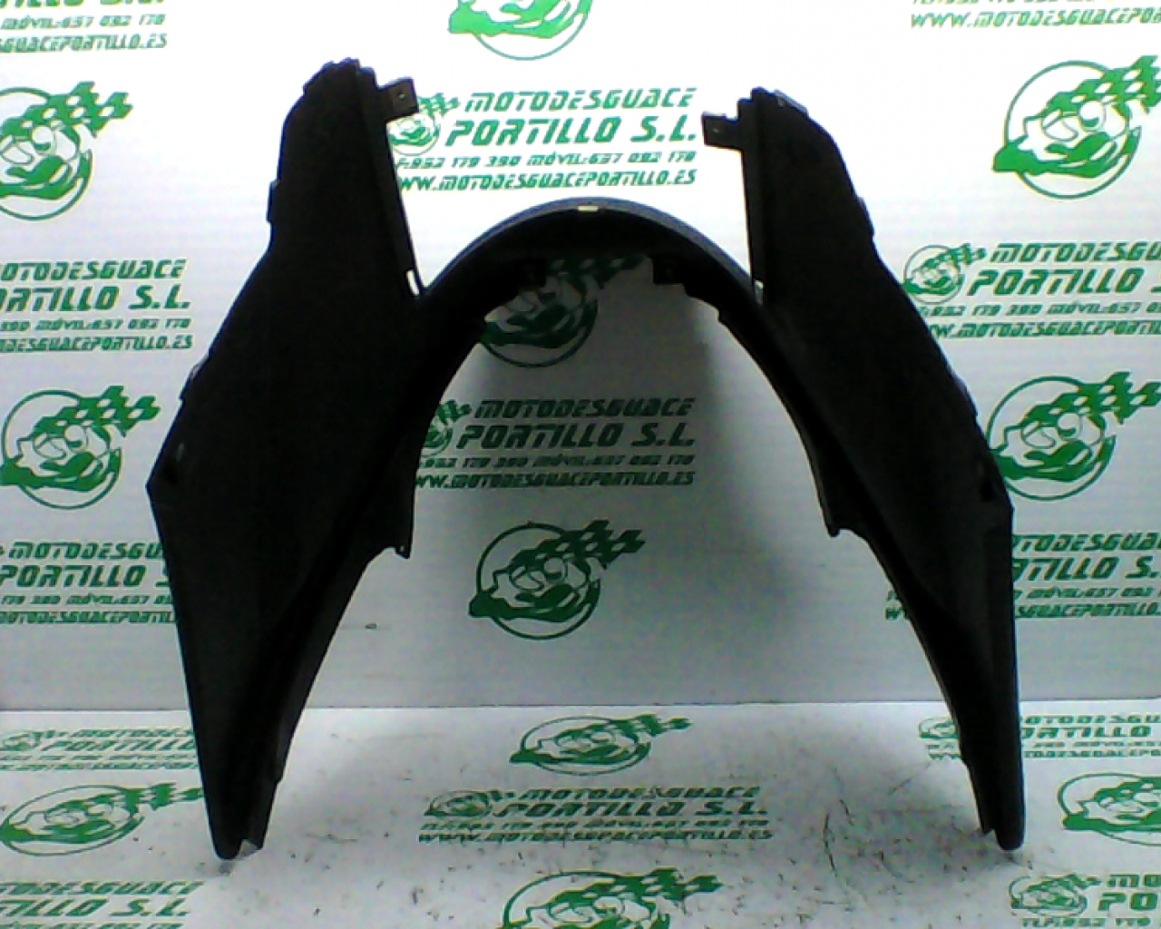 Carcasa bajo asiento Kymco Agility city  125 (2009-2012)