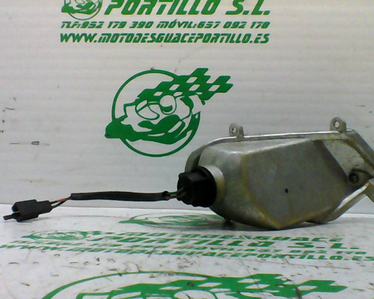Intermitente delantero izquierdo Kymco Agility city  125 (2009-2012)