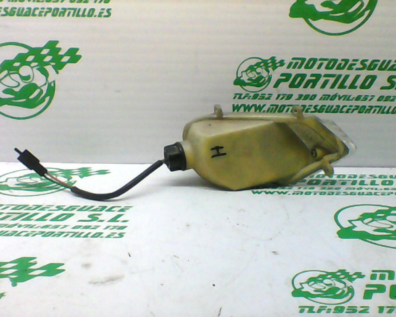Intermitente delantero izquierdo Kymco Agility city  125 (2009-2012)