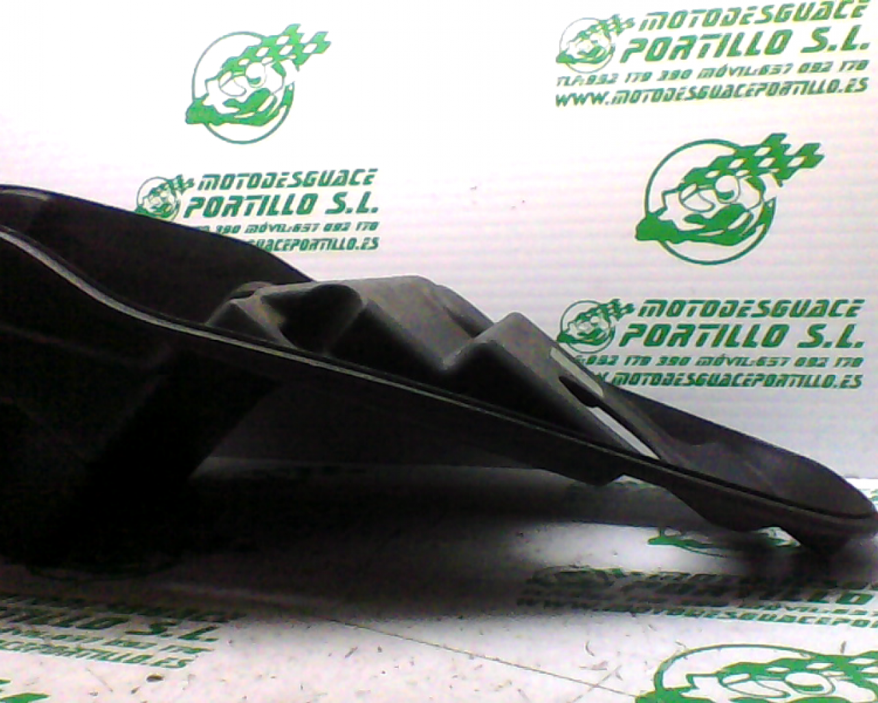 Porta-casco Kymco Agility city  125 (2009-2012)