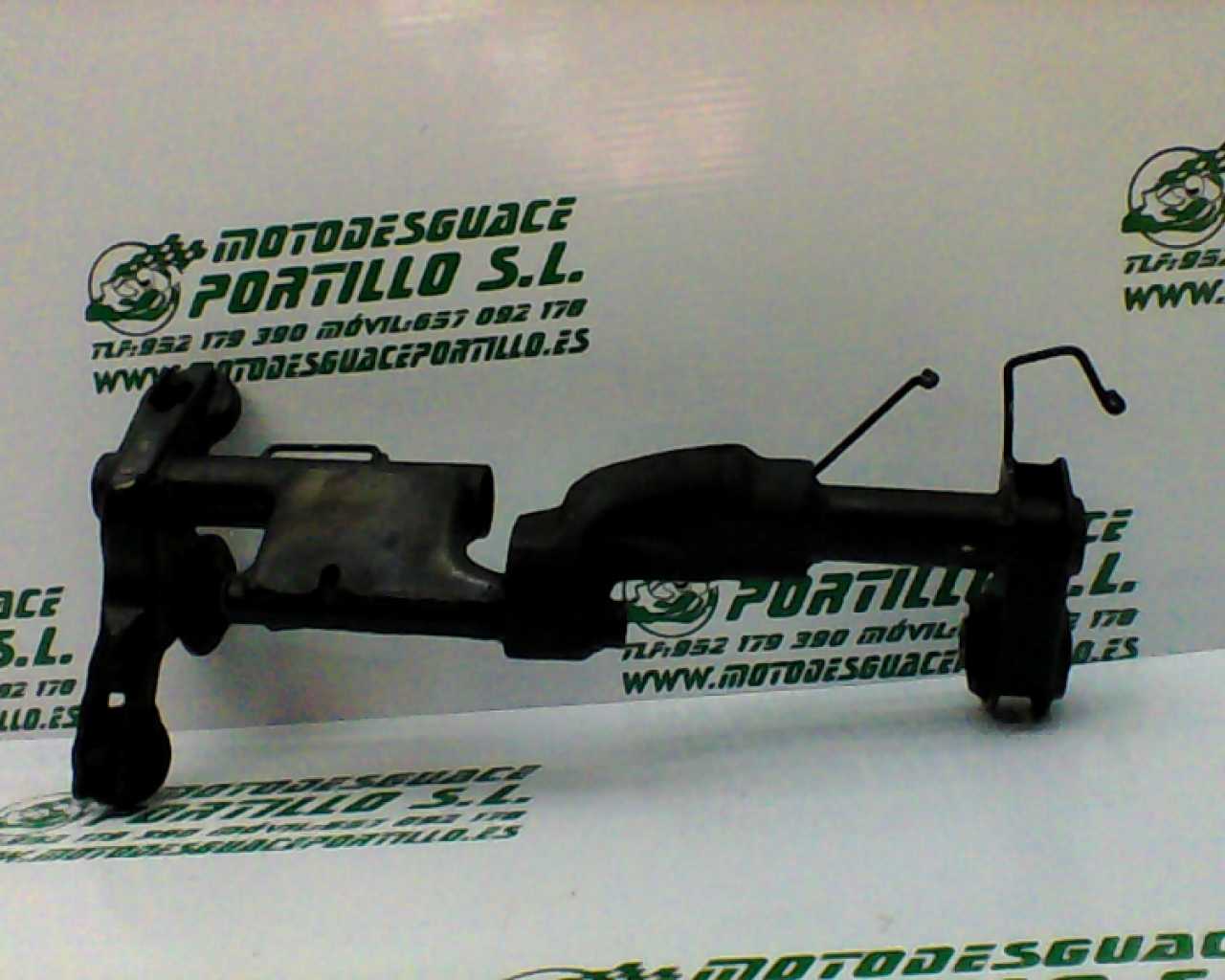 Soporte de motor Kymco Agility city  125 (2009-2012)