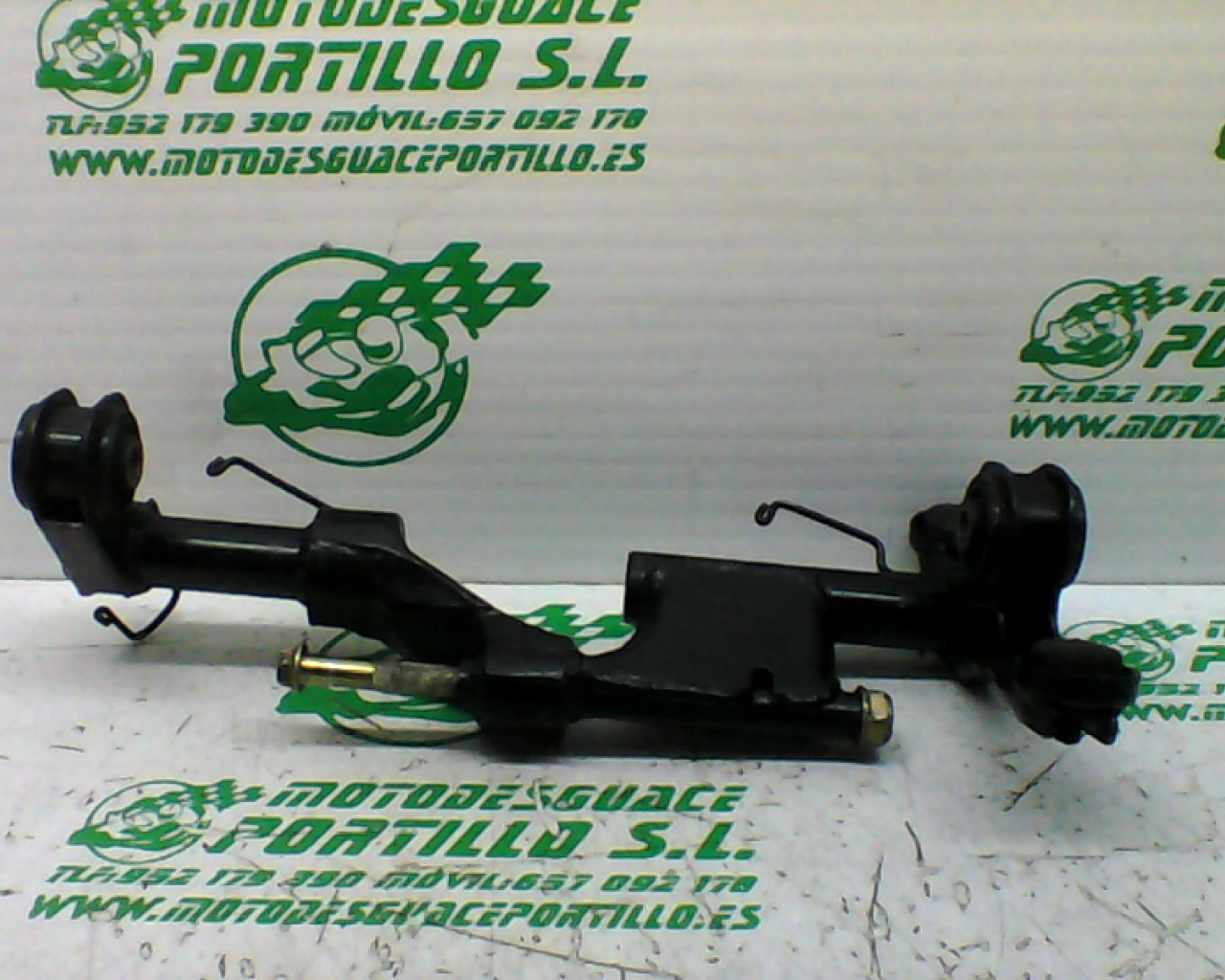 Soporte de motor Kymco Agility city  125 (2009-2012)