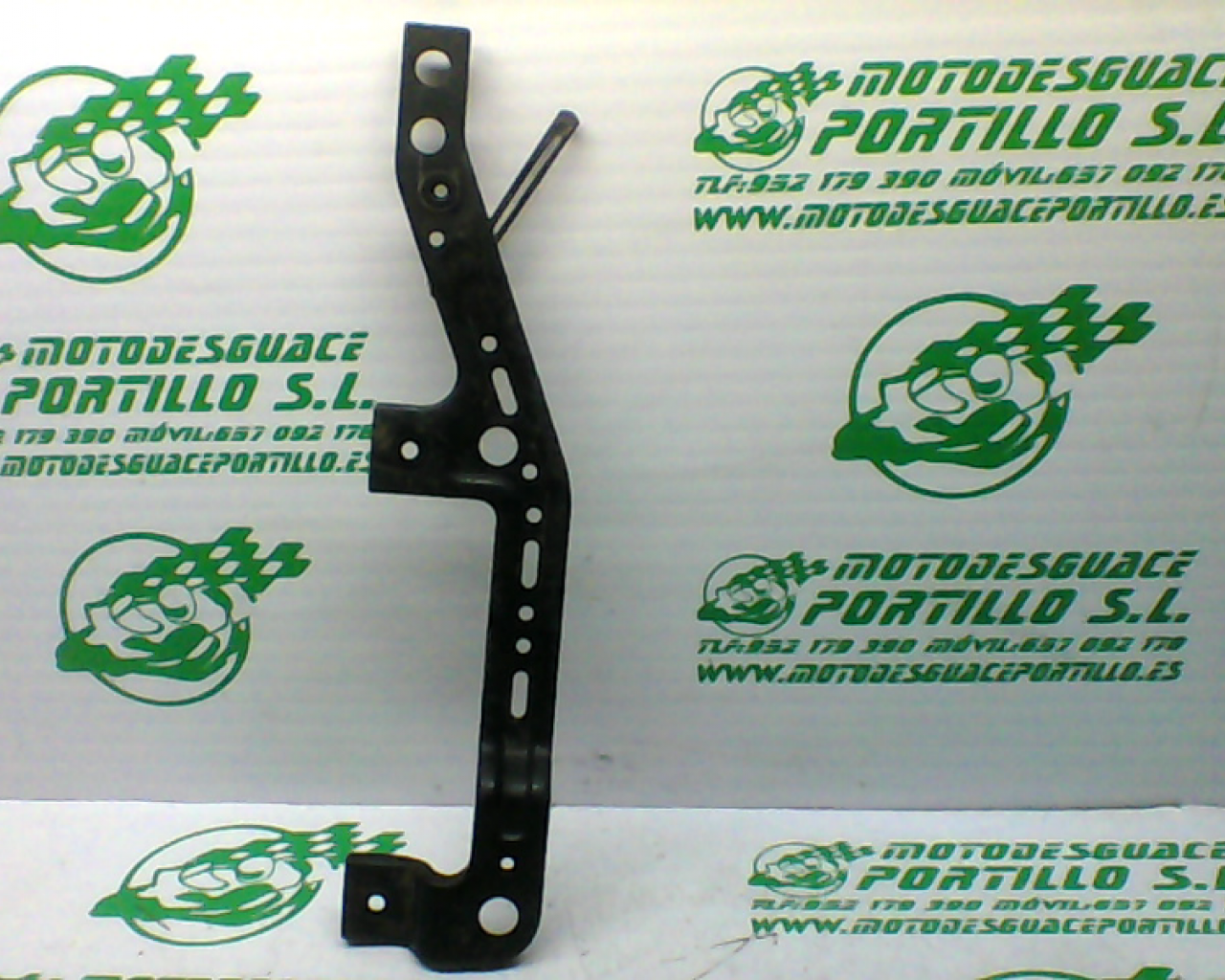 Soporte suelo derecho Kymco Agility city  125 (2009-2012)
