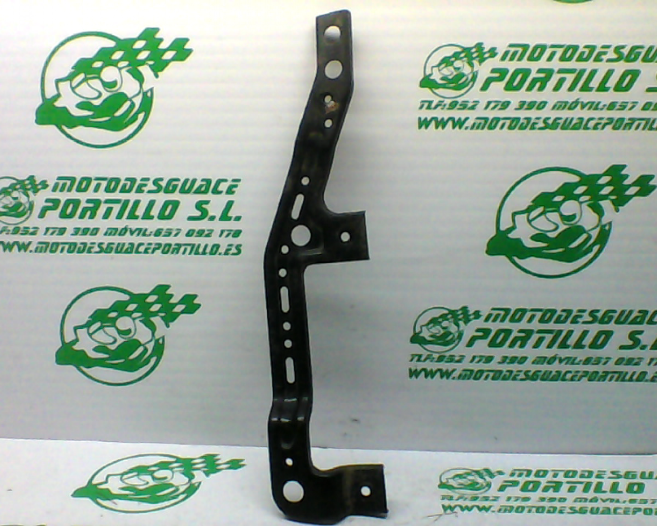 Soporte suelo izquierdo Kymco Agility city  125 (2009-2012)