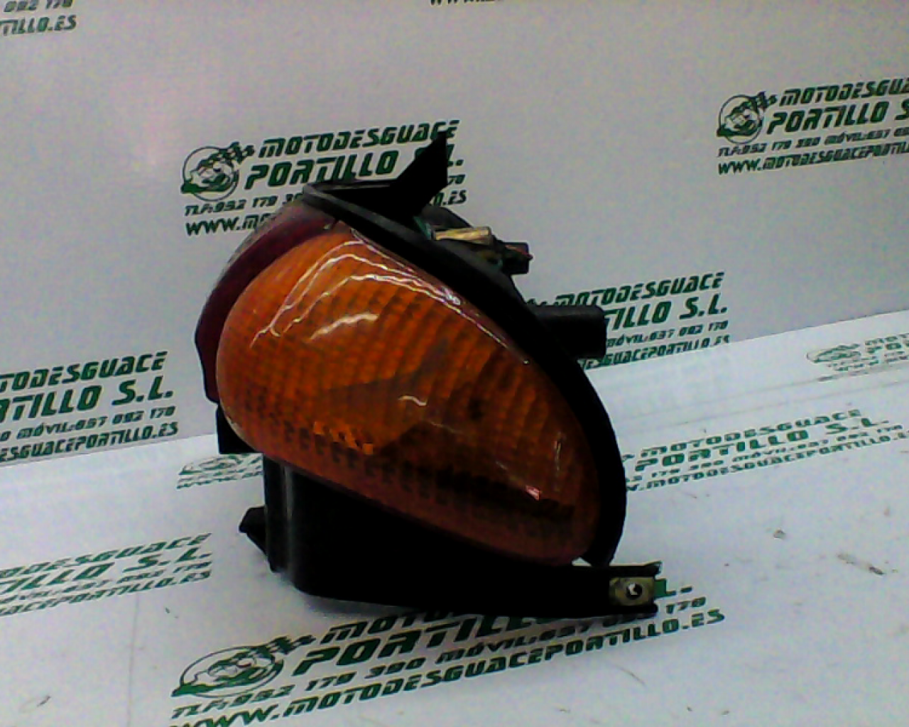 Piloto trasero Kymco Dink  50 (2000-2004)