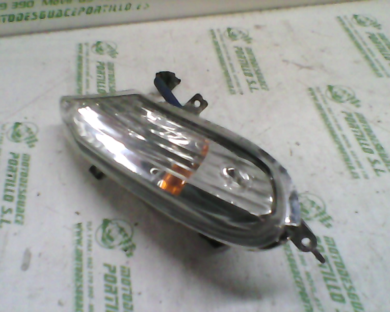 Intermitente trasero izquierdo Kymco Grand Dink 125 08-11 (2008-2011)