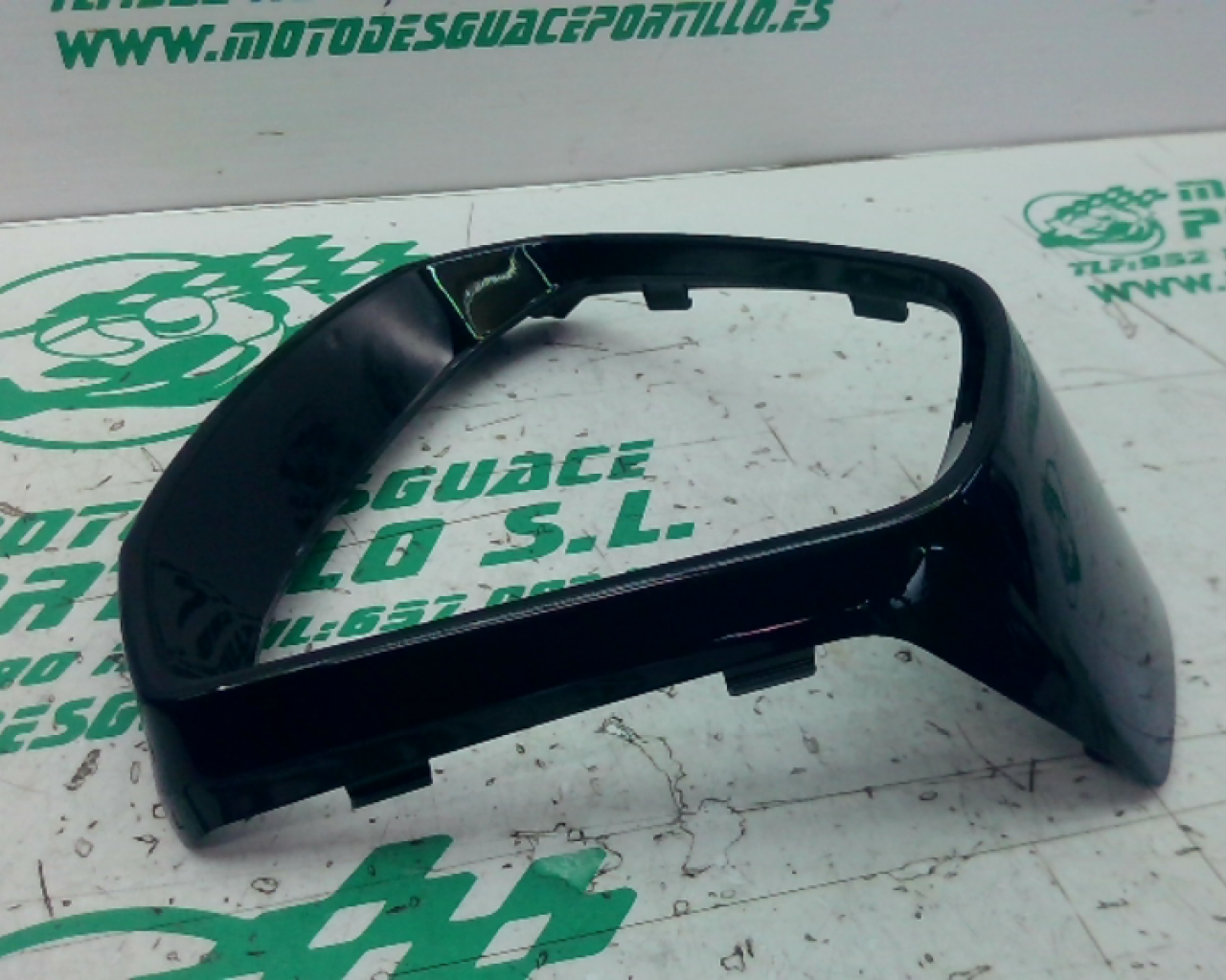 Embellecedor cuentakilómetros  Kymco PEOPLE S 125 (2018-2019)