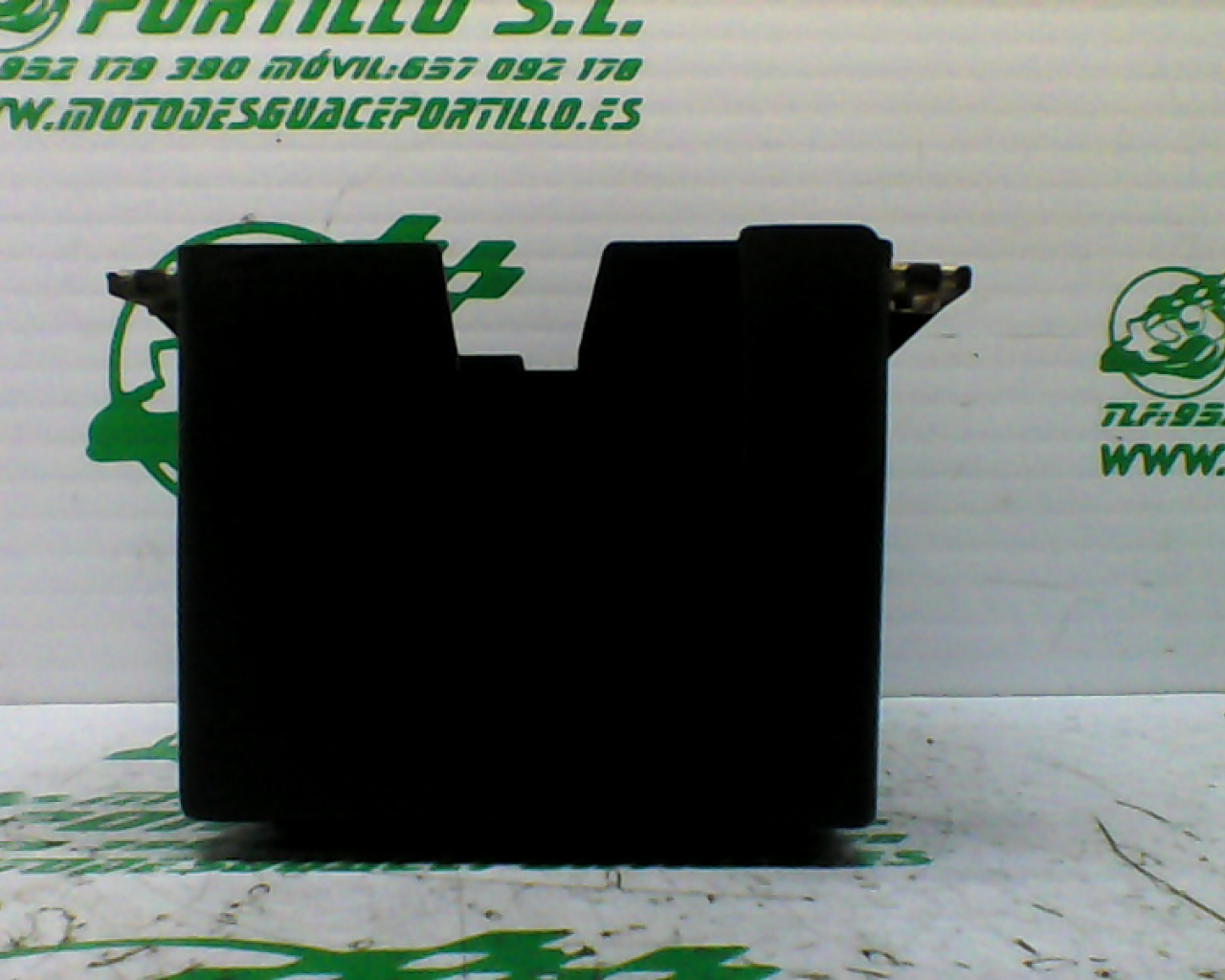 Caja batería Kymco Super Dink 125 (2010-2011)