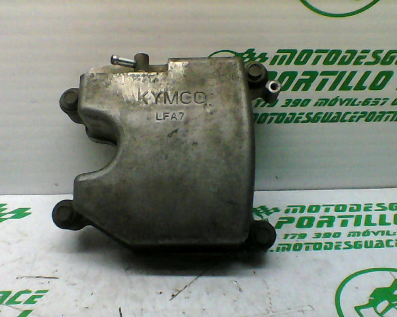 Tapa de balancines Kymco Super Dink 125 (2010-2011)