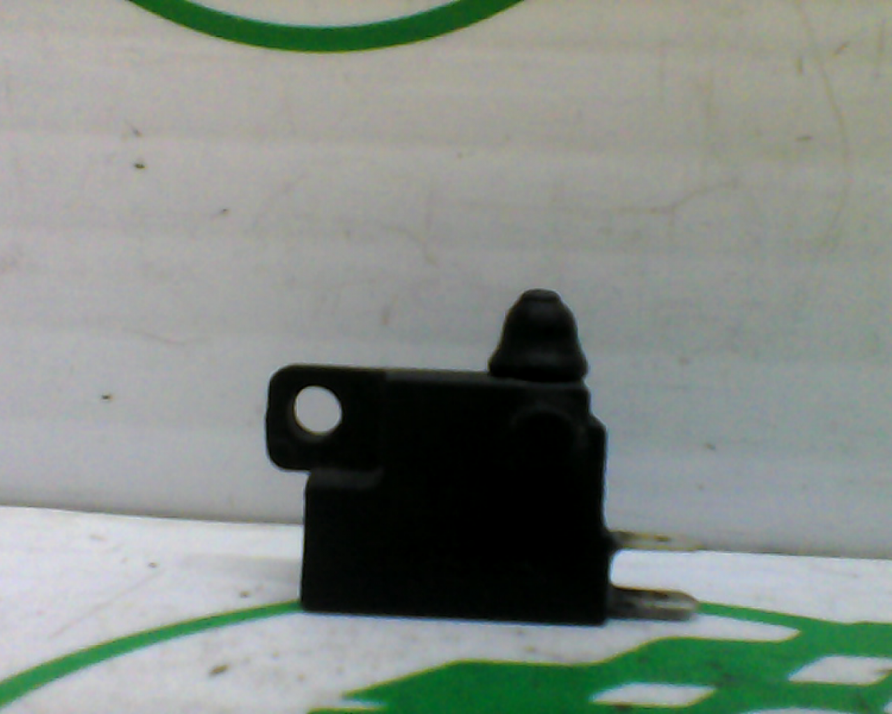 Sensor de freno trasero Kymco super dink 300 i (2010-2012)