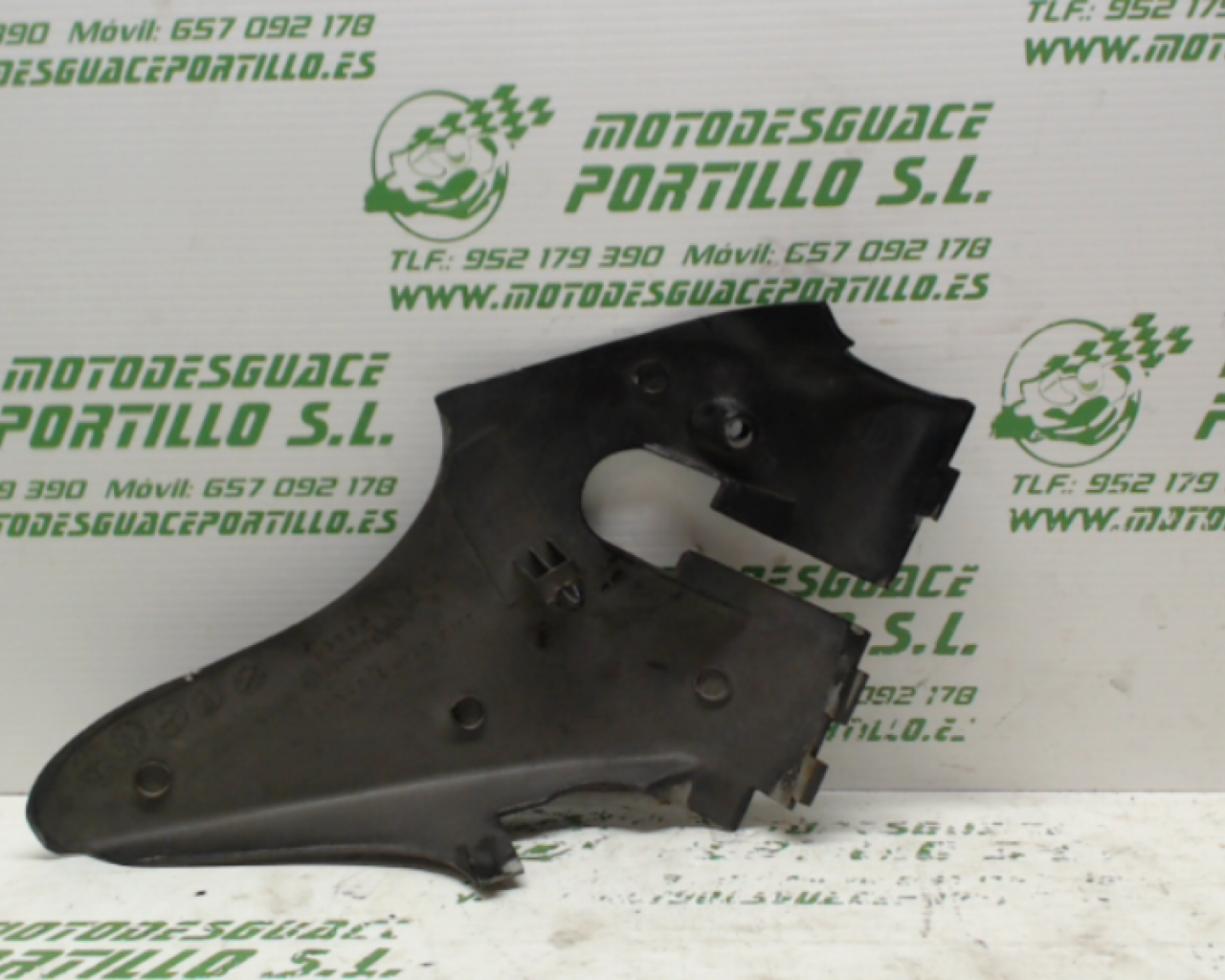 Embellecedor chasis izquierdo Kymco Zing ii 125 (2008-2009)