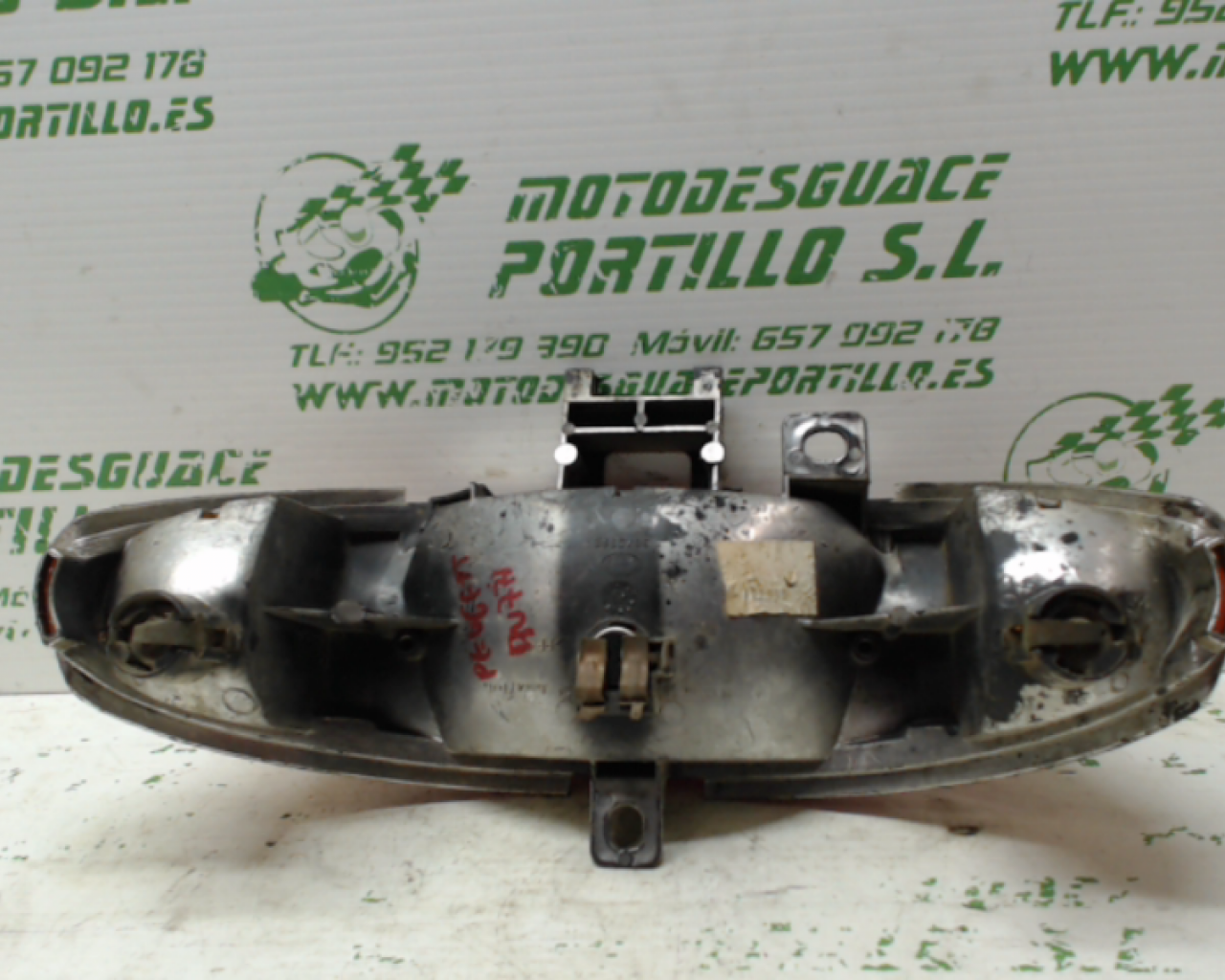 Piloto trasero Peugeot Buxy 50 (1997-1999)