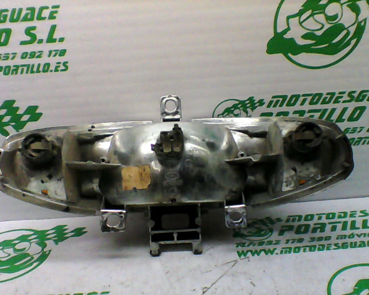 Piloto trasero Peugeot Buxy 50 (1997-1999)