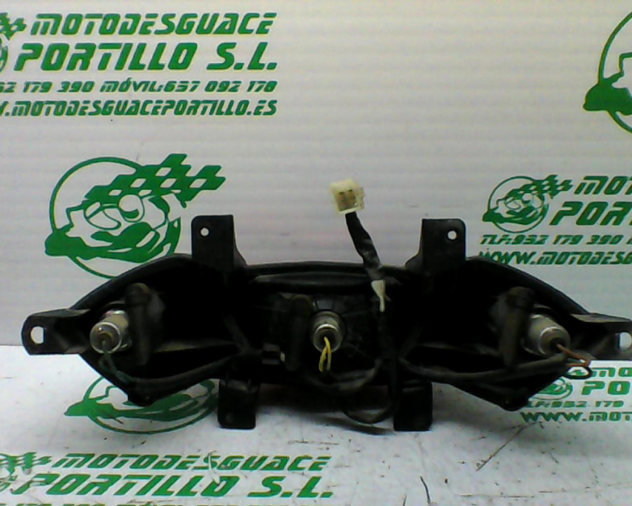 Piloto trasero Peugeot Kisbee 50 4T (2010-2012)