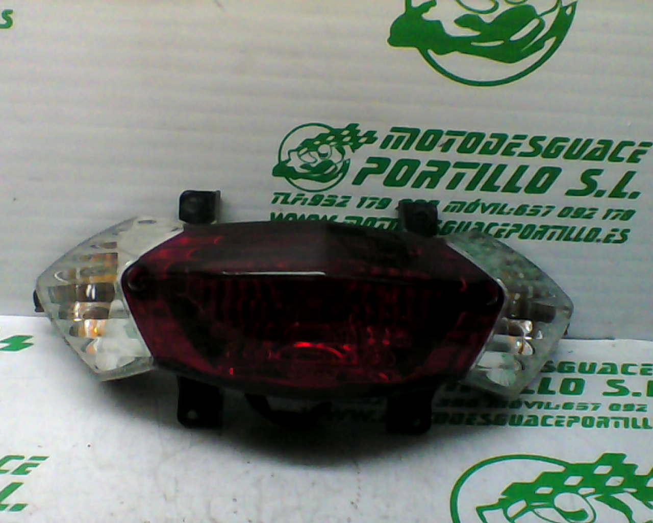 Piloto trasero Peugeot Kisbee 50 4T (2010-2012)