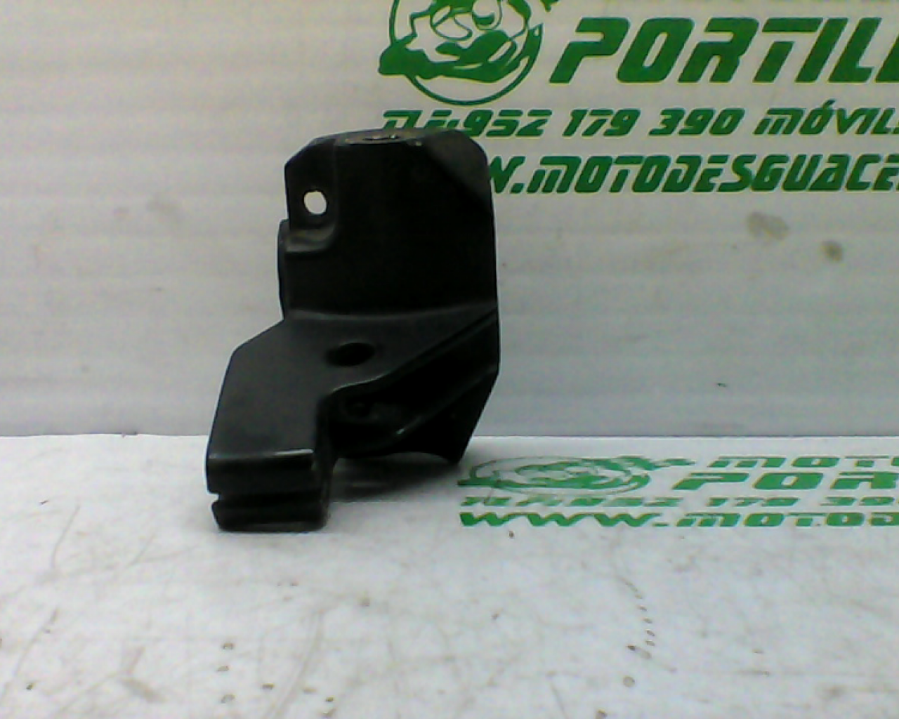 Soporte de maneta trasera Peugeot Kisbee 50 4T (2010-2012)