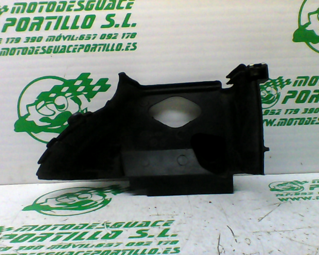 Tapa de cilindro Peugeot Kisbee 50 4T (2010-2012)