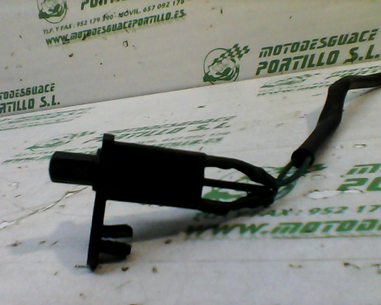 Interruptor de asiento Peugeot Satelis 125 (2006-2007)