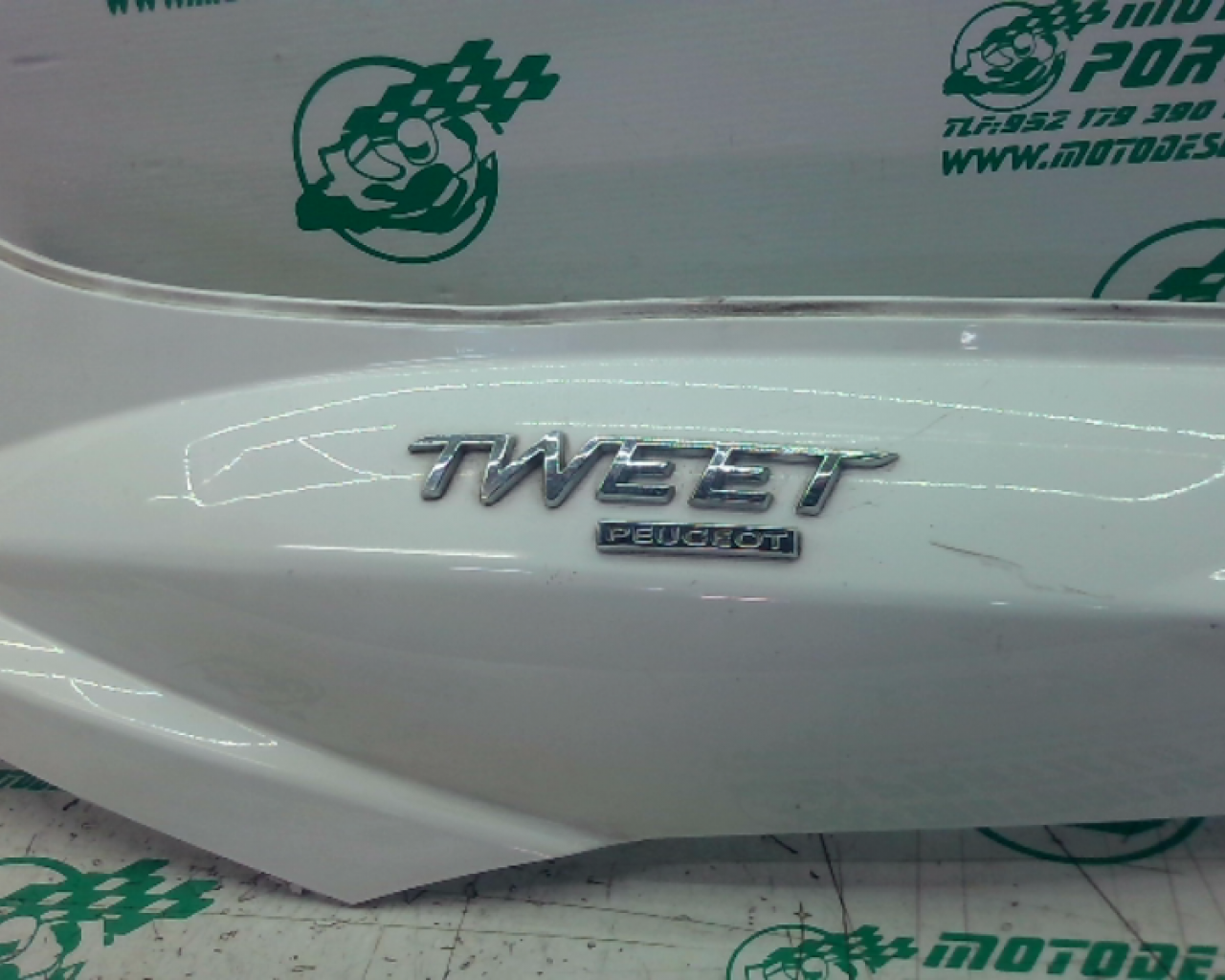 Carcasa lateral trasera izquierda Peugeot Tweet 50 4T (2011-2013)