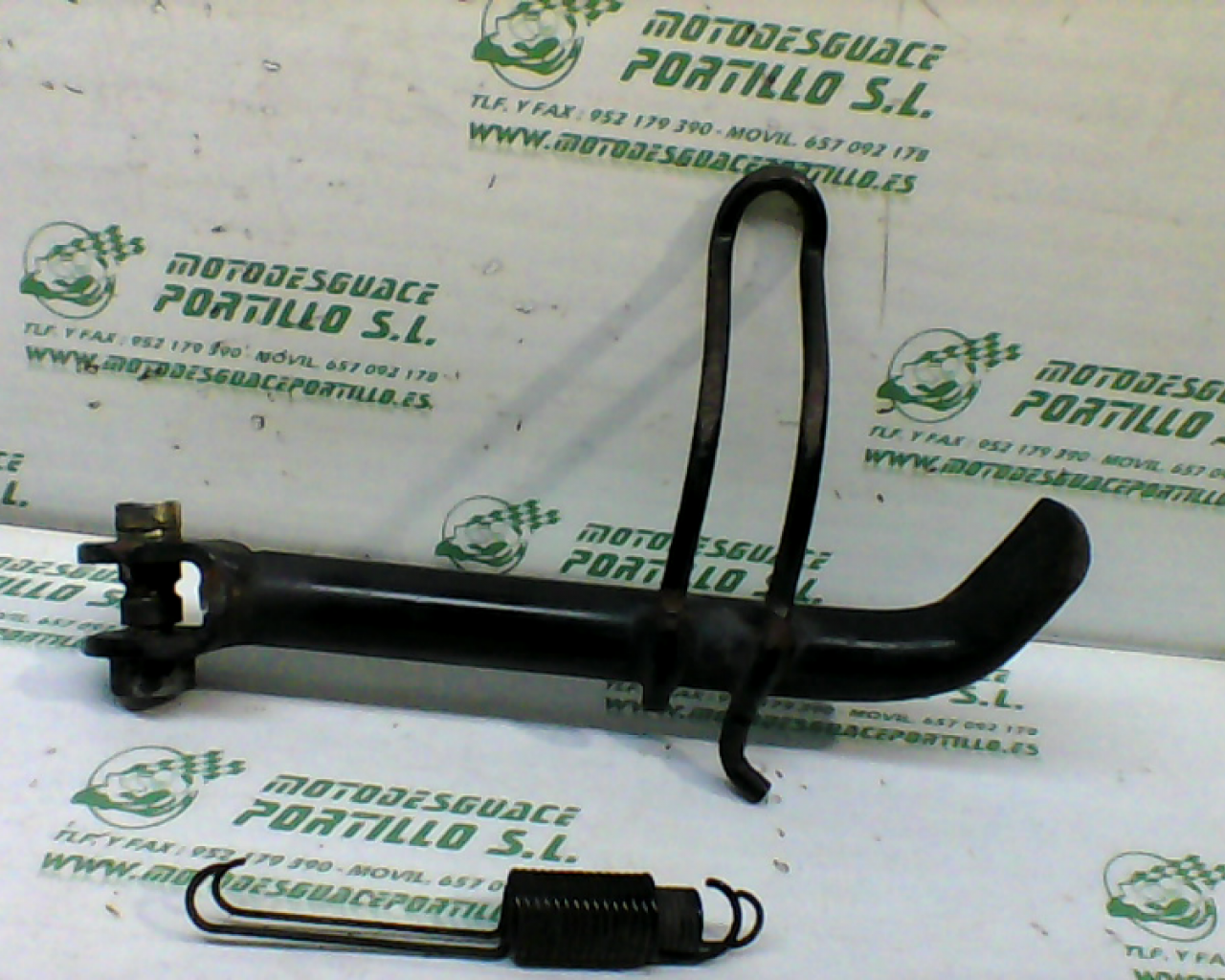 Patilla lateral Piaggio Beverly   125 (2005-2007)