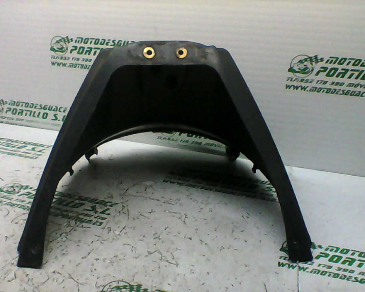 Carcasa bajo asiento Piaggio FLY 125 4T (2005-2007)