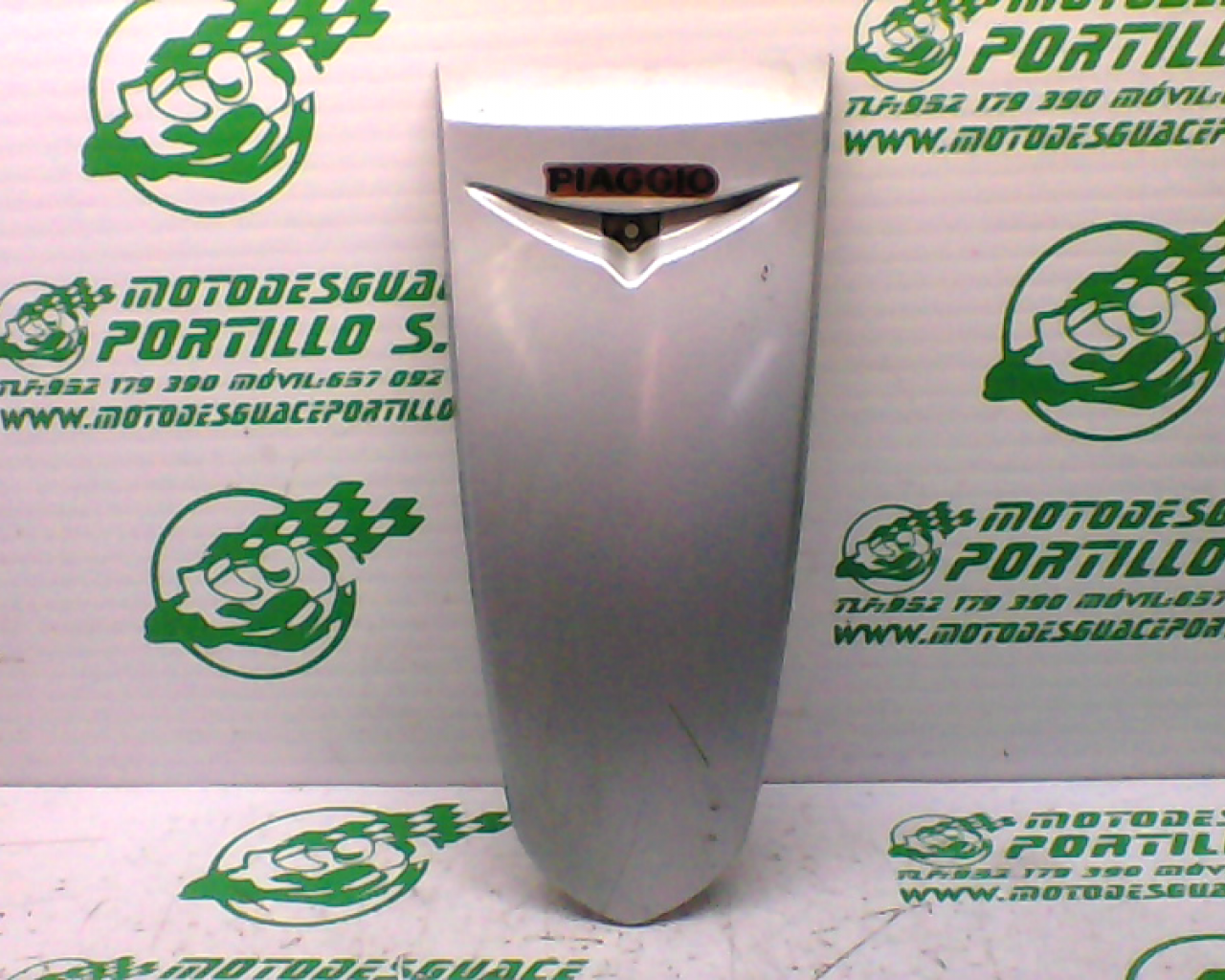 Embellecedor del frontal Piaggio FLY 125 4T (2005-2007)