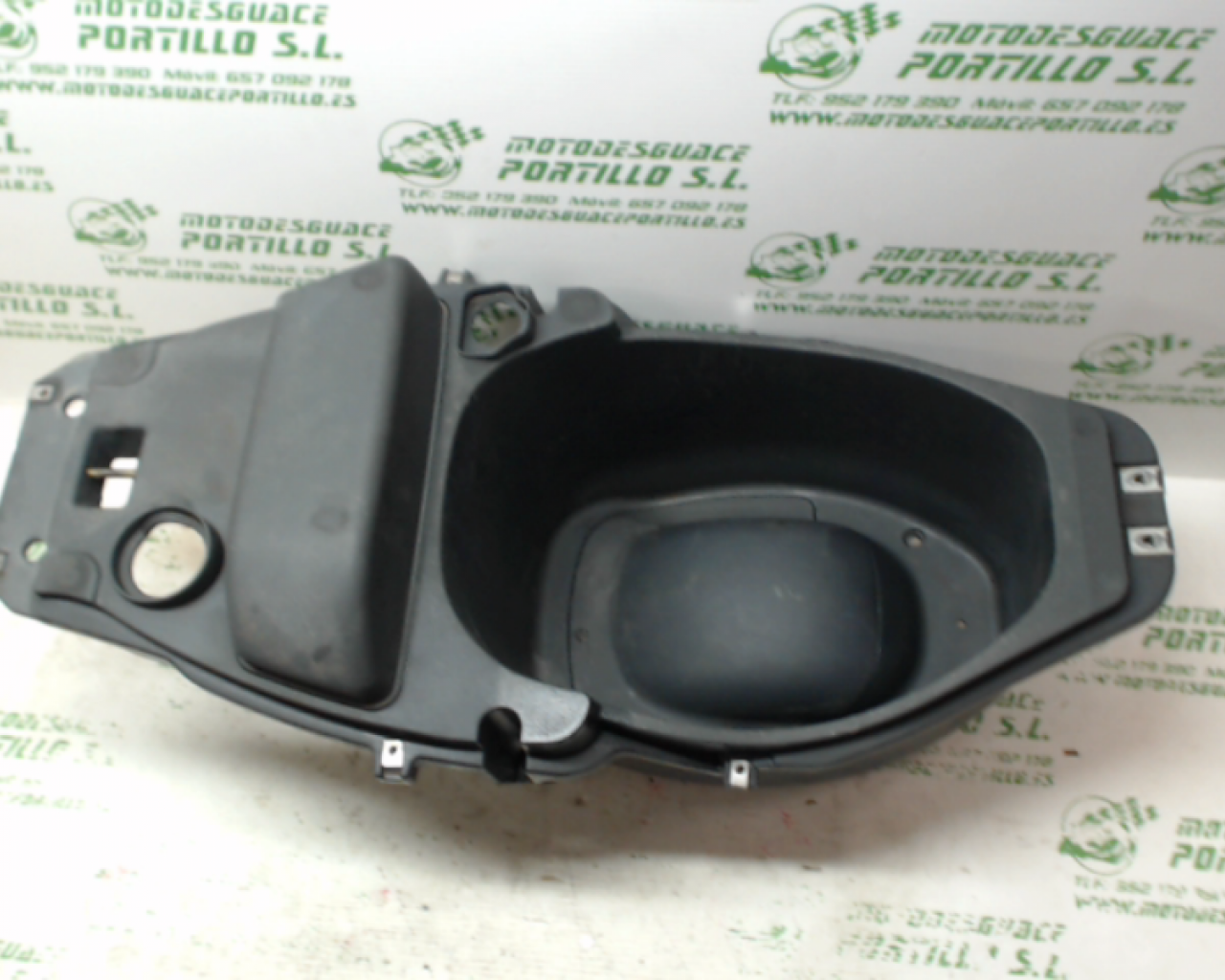 Porta-casco Piaggio FLY 125 4T (2005-2007)