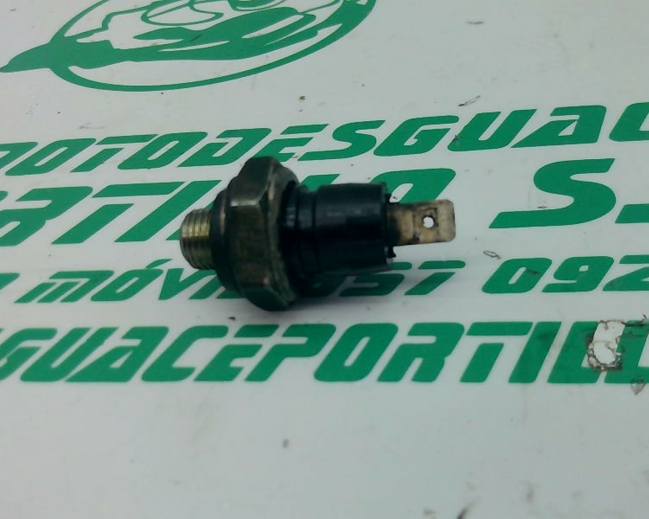 sensor  de presión aceite   Piaggio FLY 125 4T (2005-2007)