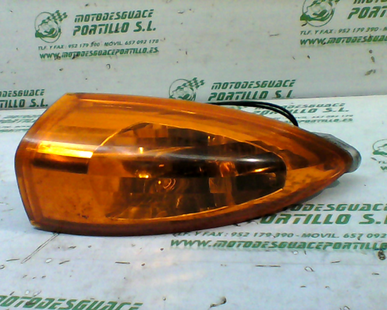 Intermitente trasero derecho Piaggio FLY 50 2T (2005-2007)