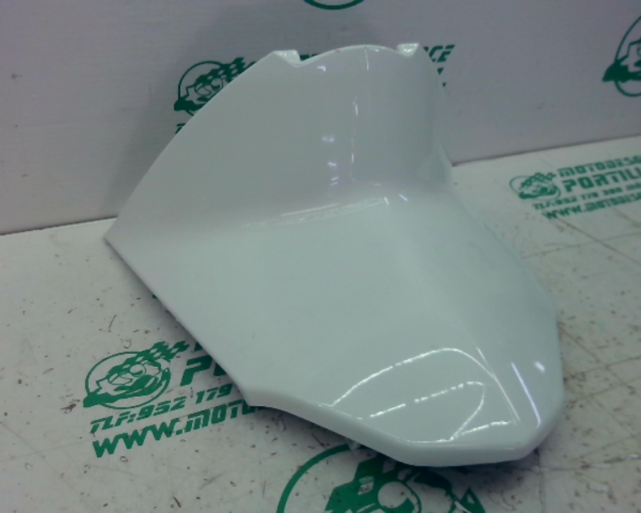 Carcasa bajo asiento Piaggio liberty 125 i 2023 (2023-2024)