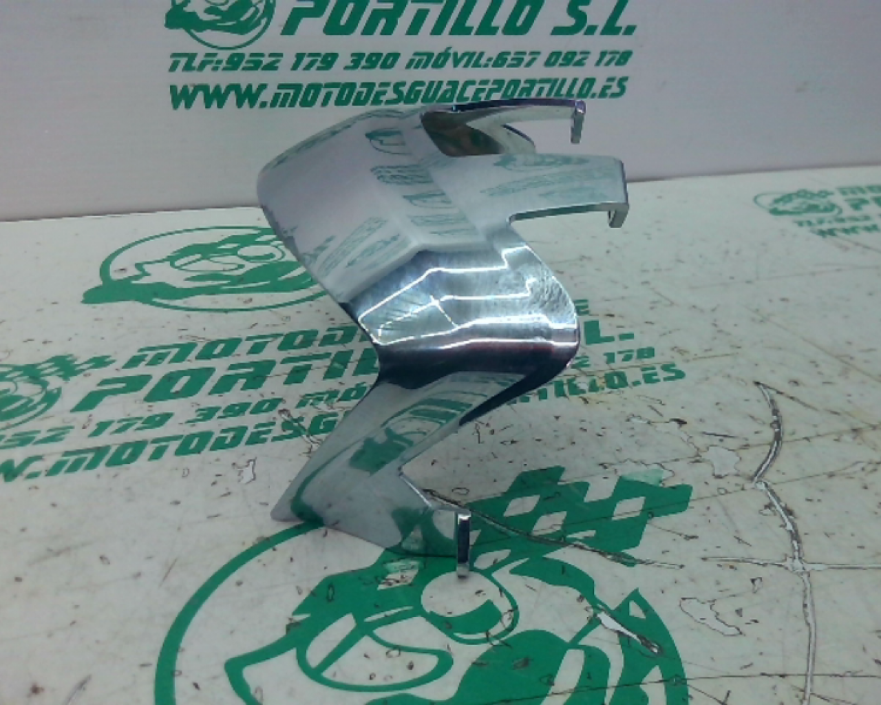 Embellecedor del faro Piaggio liberty 125 i 2023 (2023-2024)